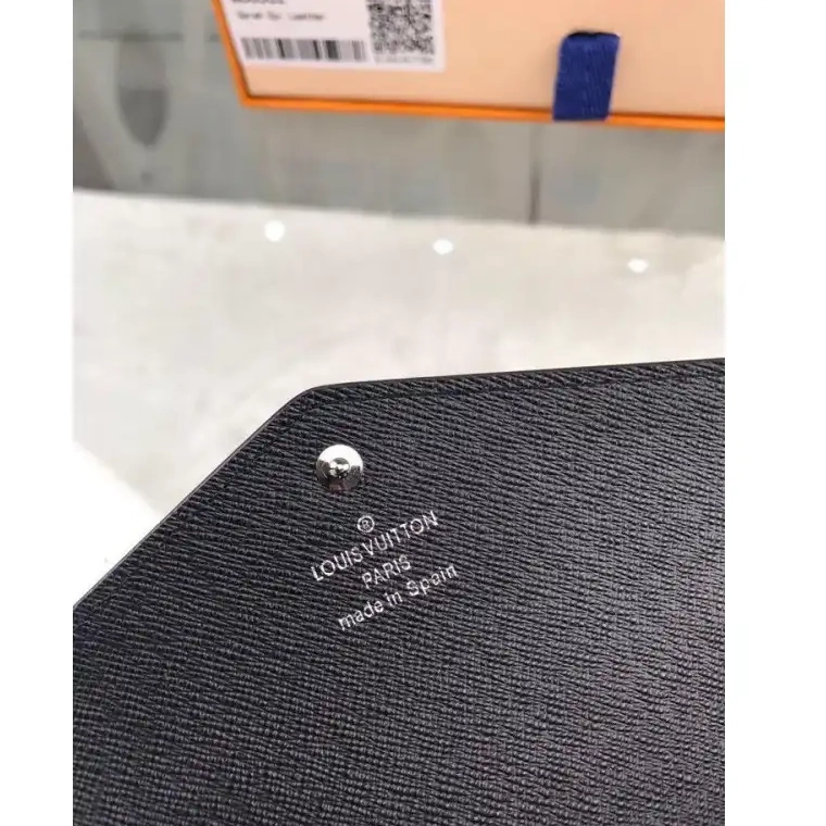 LV Bags 19B5790004 0502